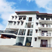  Gloria Grand Unawatuna